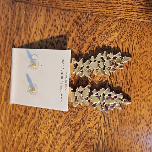 Stella and Ruby chandelier earrings - Picture 4 of 4